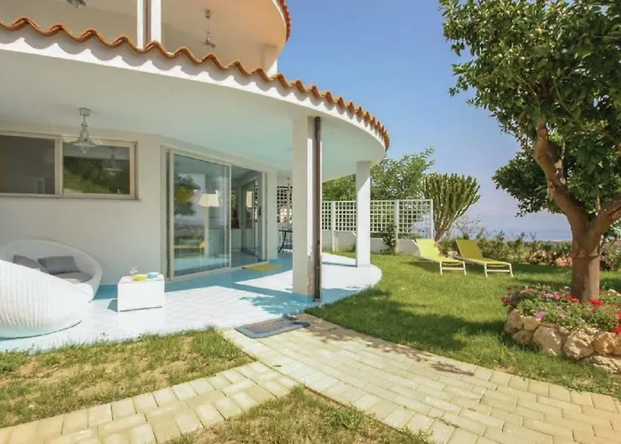 Tuccia Meravigliosa Casa Con Vista Tropea